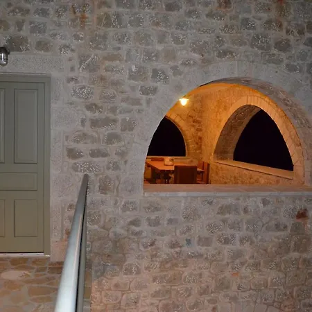 Orion Mani Άγιος Νικόλαος