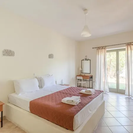 Orion Mani * Άγιος Νικόλαος